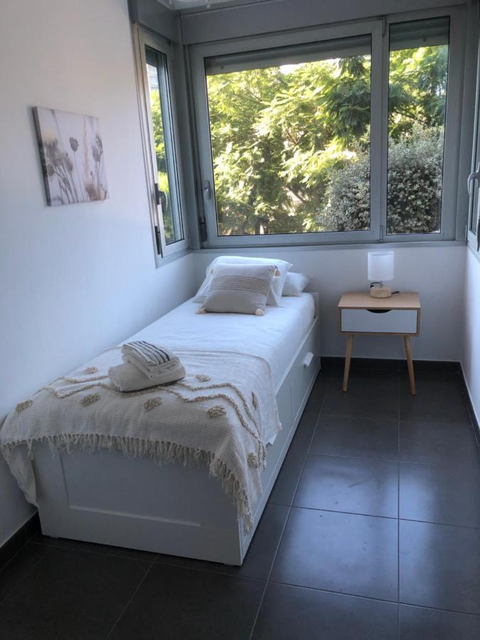 Standing Apartment Barcelona Forum Sant Adria de Besos Eksteriør bilde